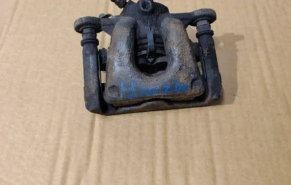 BMW 1 E81 E87 Front brake caliper