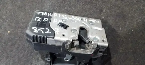 Renault Trafic II (X83) Front door lock 8200008261 91166229