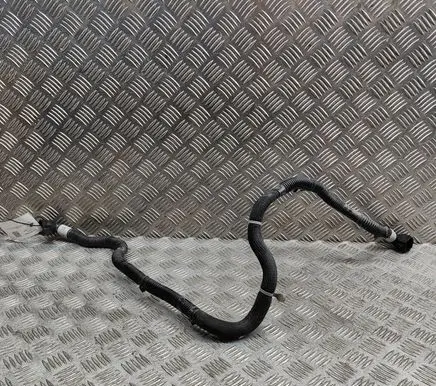 Tesla Model Y Engine coolant pipe/hose 107759500E