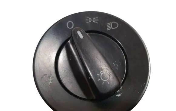 Volkswagen PASSAT B5 Light switch 1C0941531
