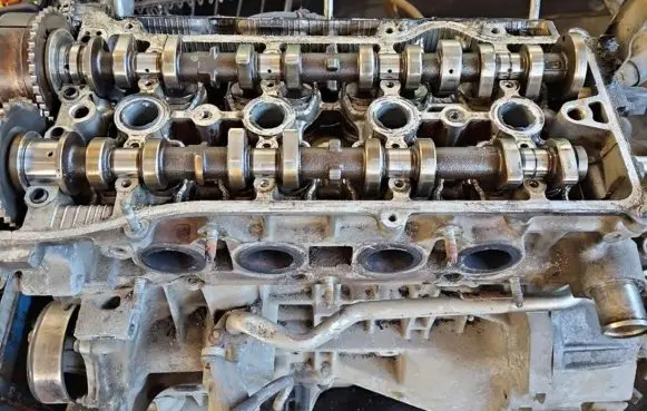 Toyota Avensis T220 Engine head 1AZ IMPRK1370530
