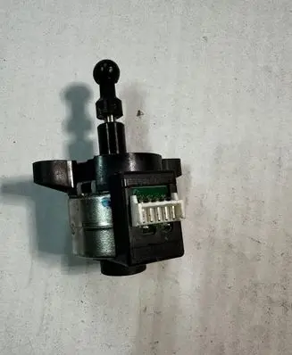 Audi A6 S6 C6 4F Headlight level adjustment motor 163439-00