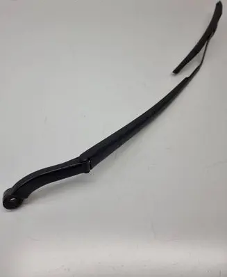Toyota RAV 4 (XA50) Windshield/front glass wiper blade 