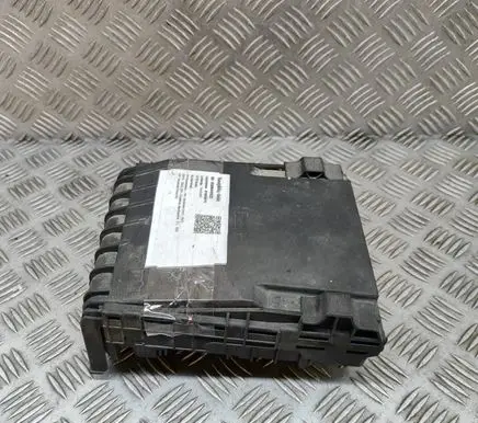 Volkswagen Sharan Fuse box set 3C0937125
