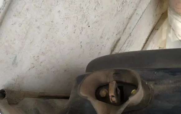 Ford Galaxy Rear door check strap stopper