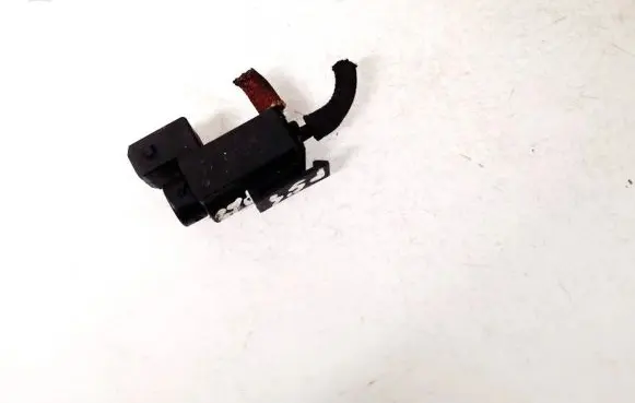 BMW 5 E39 Turbo solenoid valve 1742712 7.22341.00