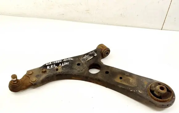 KIA Ceed Front lower control arm/wishbone 54500A6200