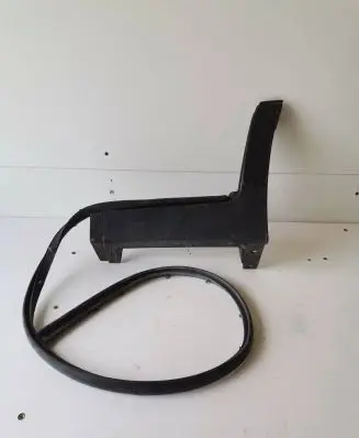 Sill/side skirt trim