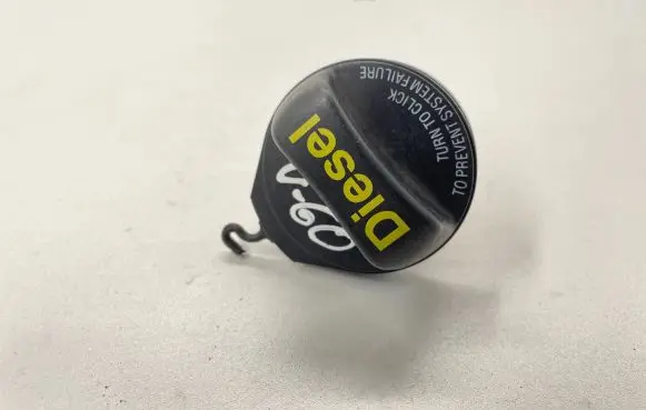 Volvo V60 Fuel tank filler cap 
