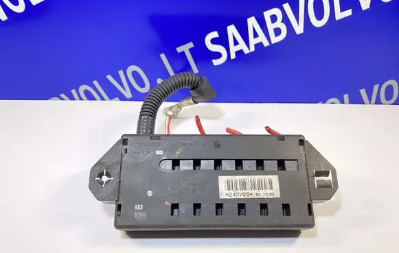 Volvo V70 Fuse box set 24MV05 9441776