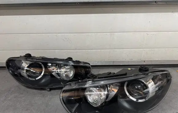 Volkswagen Scirocco Headlight/headlamp 1K8941032D 1K8941031D