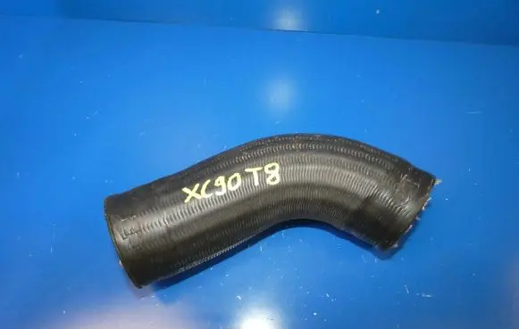 Volvo XC90 Intercooler hose/pipe 31422062