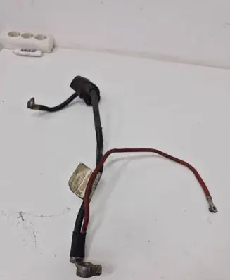 Positive cable (battery)