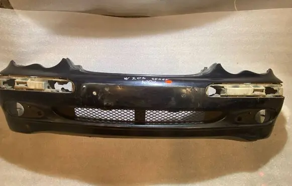Mercedes-Benz C W203 Front bumper