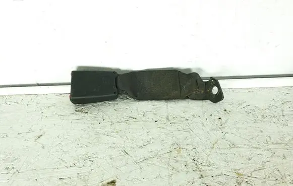 BMW 5 E60 E61 Middle seatbelt (rear) 7059774 33027193