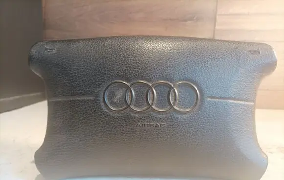 Audi A6 S6 C4 4A Steering wheel airbag 4A0880201J