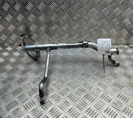 Volvo V70 Engine coolant pipe/hose 30713584
