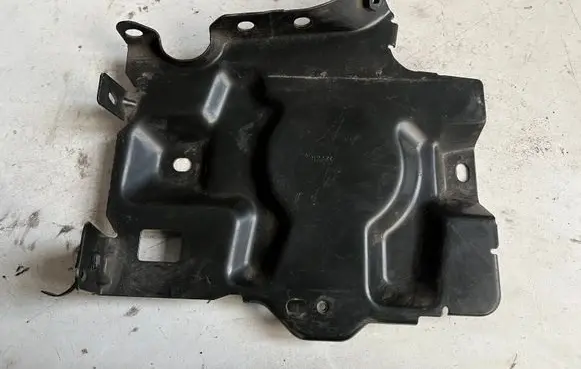 Battery tray