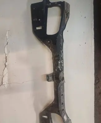 Peugeot 306 Radiator support slam panel bracket C6720