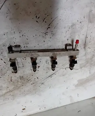 Opel Corsa D Fuel injectors set 55562258 0280151239