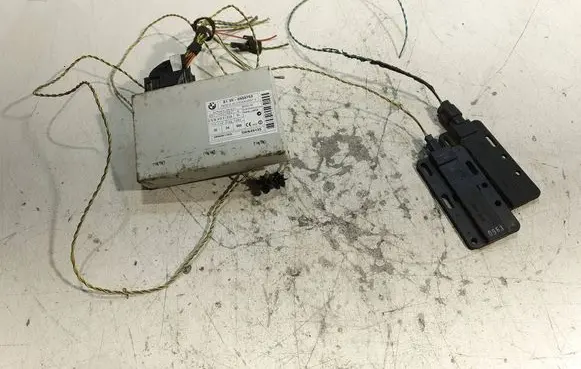 BMW 3 E90 E91 Keyless (KESSY) go control unit/module 61356955753 6955753 5WK49135