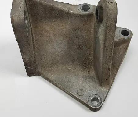 Nissan Primera Other engine bay part