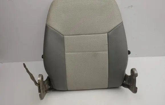 Rear seat