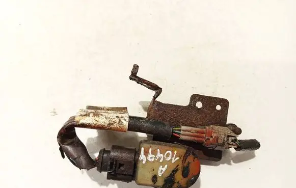 Nissan Primera Front height sensor lever 