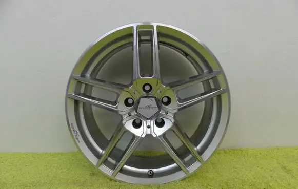 BMW 2 F22 F23 R18 alloy rim 361190200