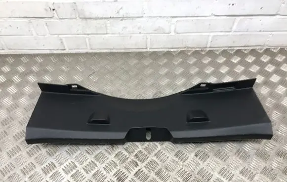 Toyota Yaris Trunk/boot sill cover protection 583870D090