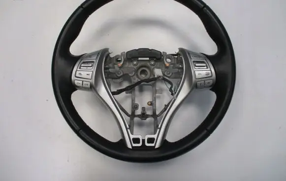 Nissan Qashqai Steering wheel