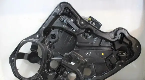 Jeep Compass Rear window lifting mechanism without motor