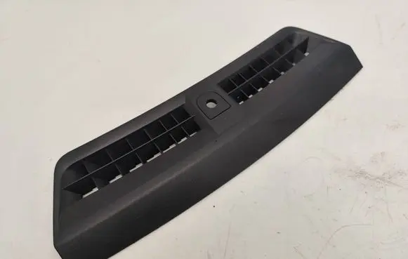 DS Automobiles 4 II Dash center air vent grill M543644 2428206X