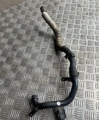 Audi A3 S3 8P Engine coolant pipe/hose 06J121065F