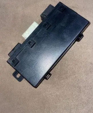 BMW 5 E39 Door control unit/module 61356904255 689667 PMBTL0V