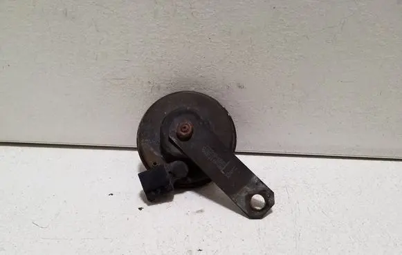 Suzuki Grand Vitara II Horn signal 2722001940