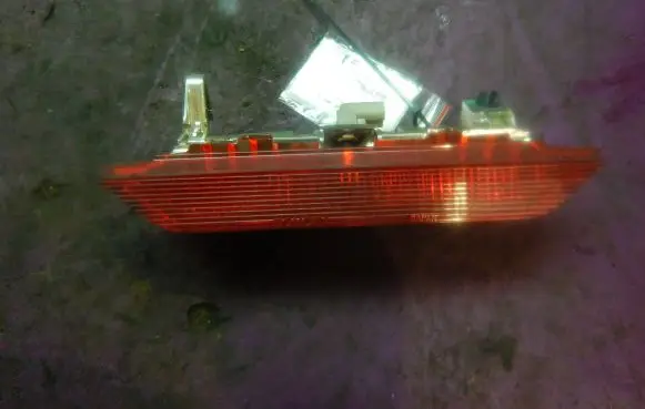Toyota Yaris Verso Third/center stoplight
