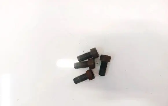 Seat Toledo II (1M) Nuts/bolts 