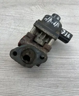 Suzuki Liana EGR valve