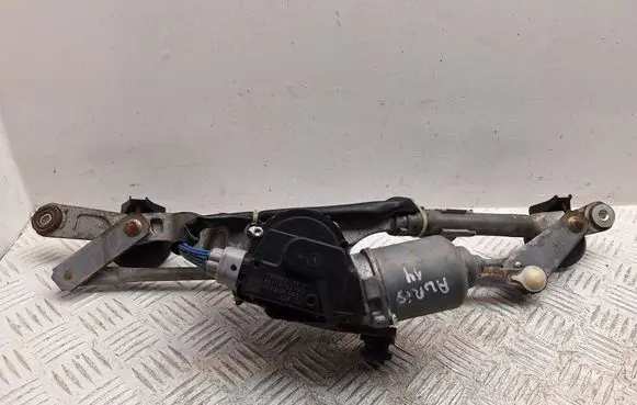 Toyota Auris 150 Front wiper linkage and motor 8511002190 1593000831 8515002170