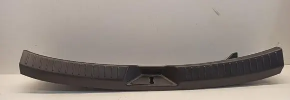 Mazda 3 III Trunk/boot sill cover protection BHN968894