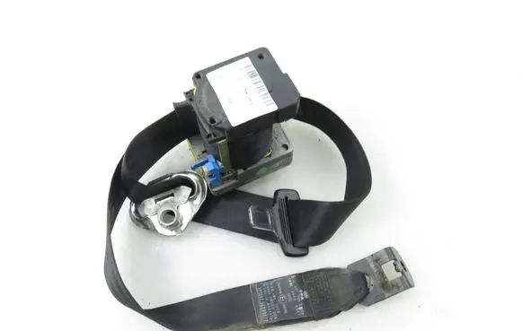 Volkswagen Golf IV Front seatbelt 1J4857705D
