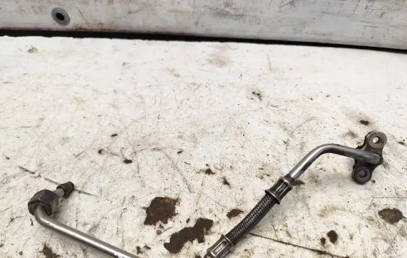Volvo S80 Turbo turbocharger oiling pipe/hose
