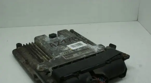 Audi A8 S8 D3 4E Engine control unit/module 4E0907409A