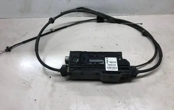 BMW X6 E71 Hand brake control module 7406141