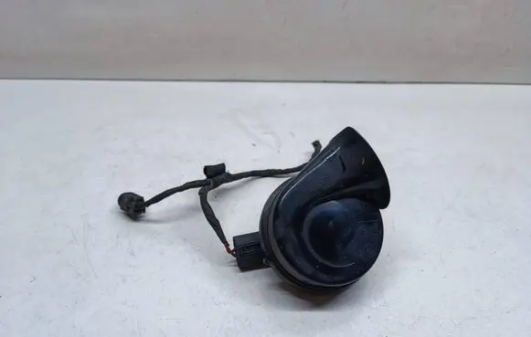 BMW 5 F10 F11 Horn signal E1000209