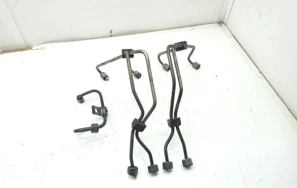 Citroen C4 Grand Picasso Fuel injector supply line/pipe 