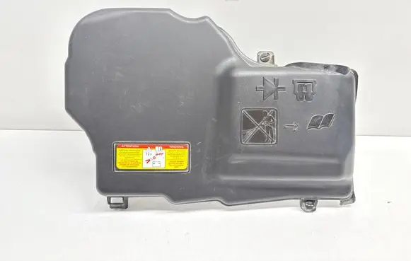 Peugeot 508 Fuse box cover 9687925880