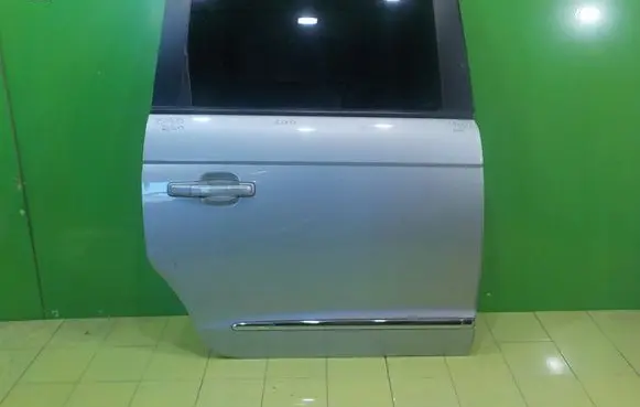 SsangYong Rodius Rear door PRAWE