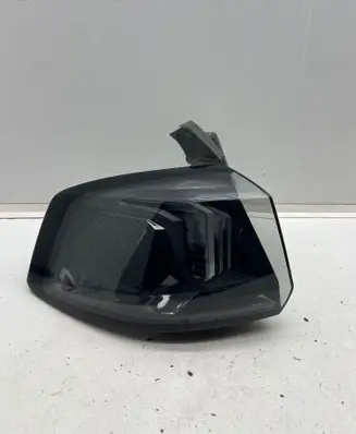 Peugeot 5008 II Rear/tail lights 9836231680 82170101